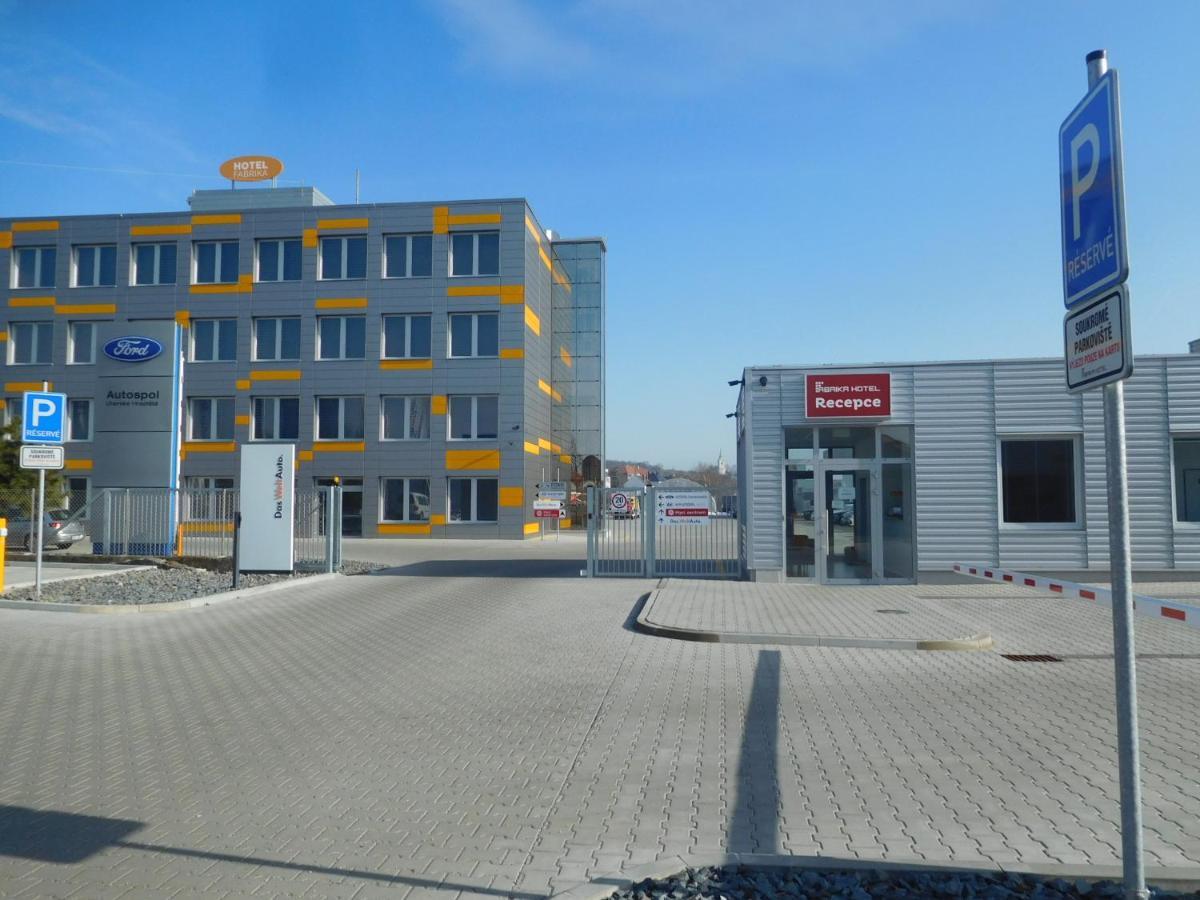 Hotel Fabrika Uherské Hradiště Exterior foto